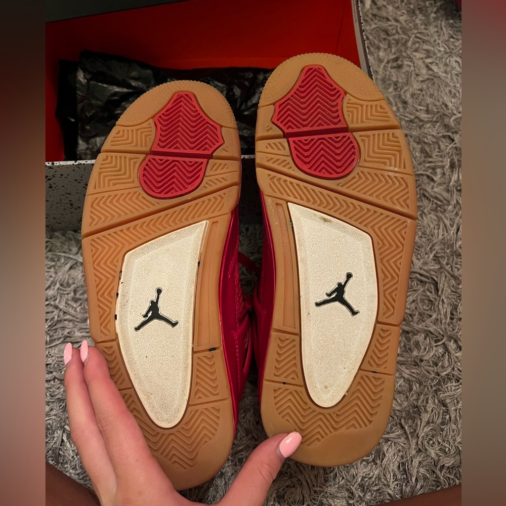 Womens air Jordan retro 4 ‘singles day’ - Picture 2 of 8